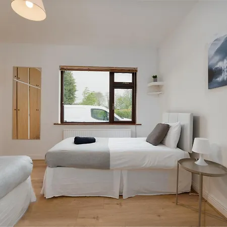 Lower Kilmacredock - Intel * Leixlip