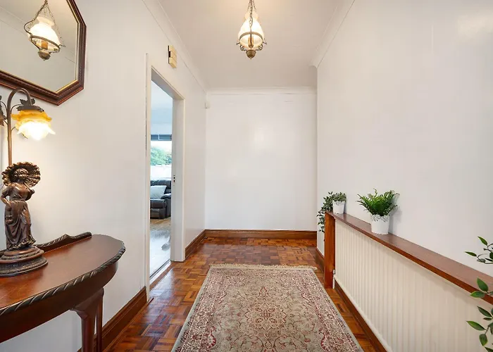 Lower Kilmacredock - Intel *